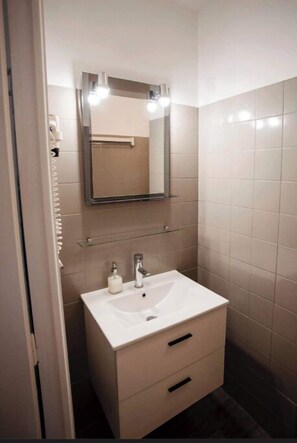 Hair dryer, towels - Le Bénétin (Saint-Malo)