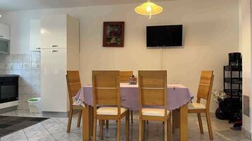 تناول الطعام