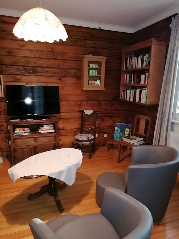 Interior - Guest Room 'À L'ancienne Boulangerie - Canrémy' (Elsenheim)