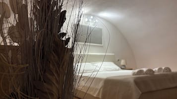 Bügeleisen/Bügelbrett, Internetzugang, Bettwäsche