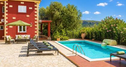 Villa Aliona - Four Bedroom Villa, Sleeps 8