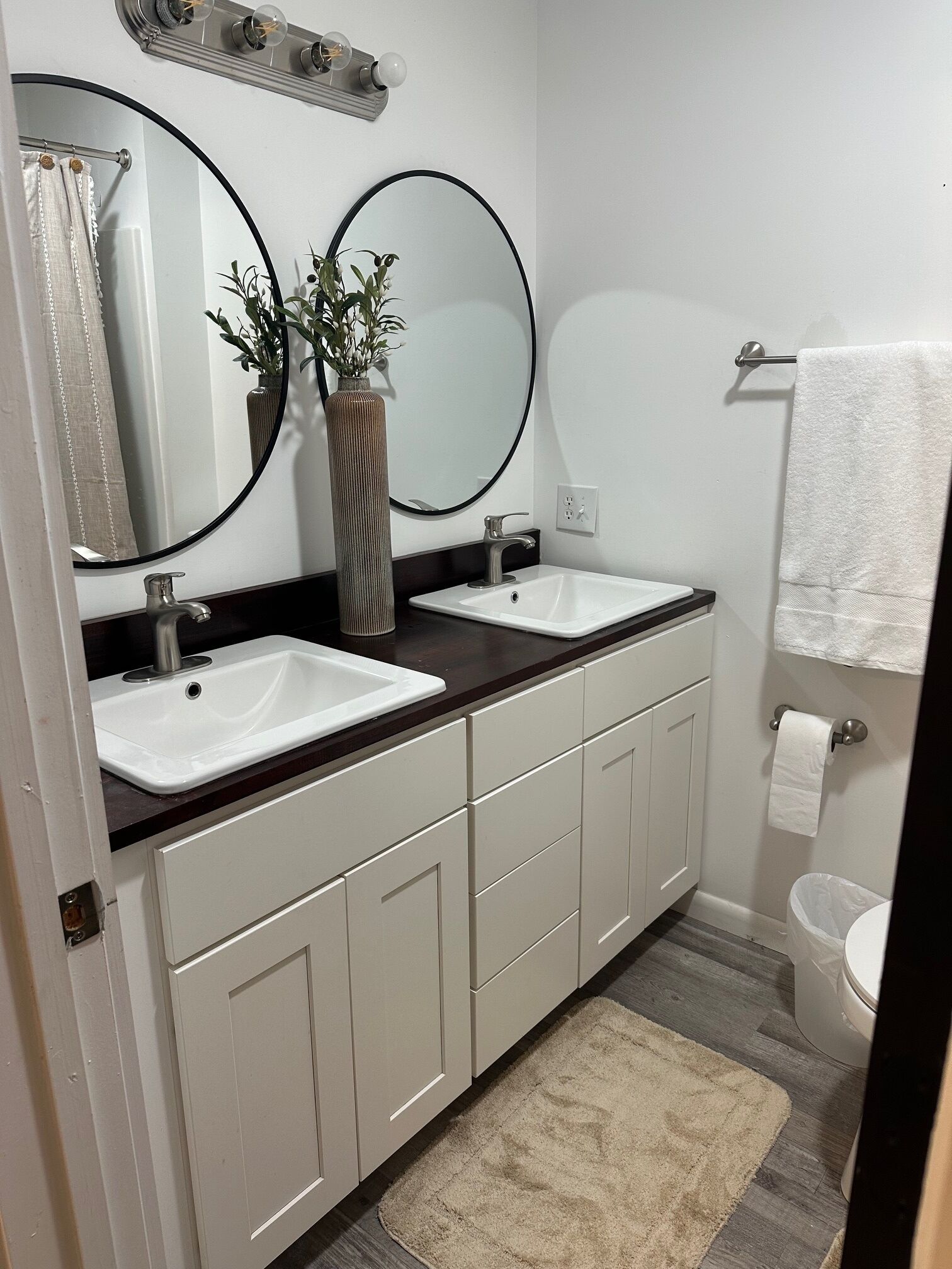 Hair dryer, towels, toilet paper