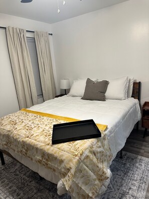 2 bedrooms, iron/ironing board, free WiFi, bed sheets