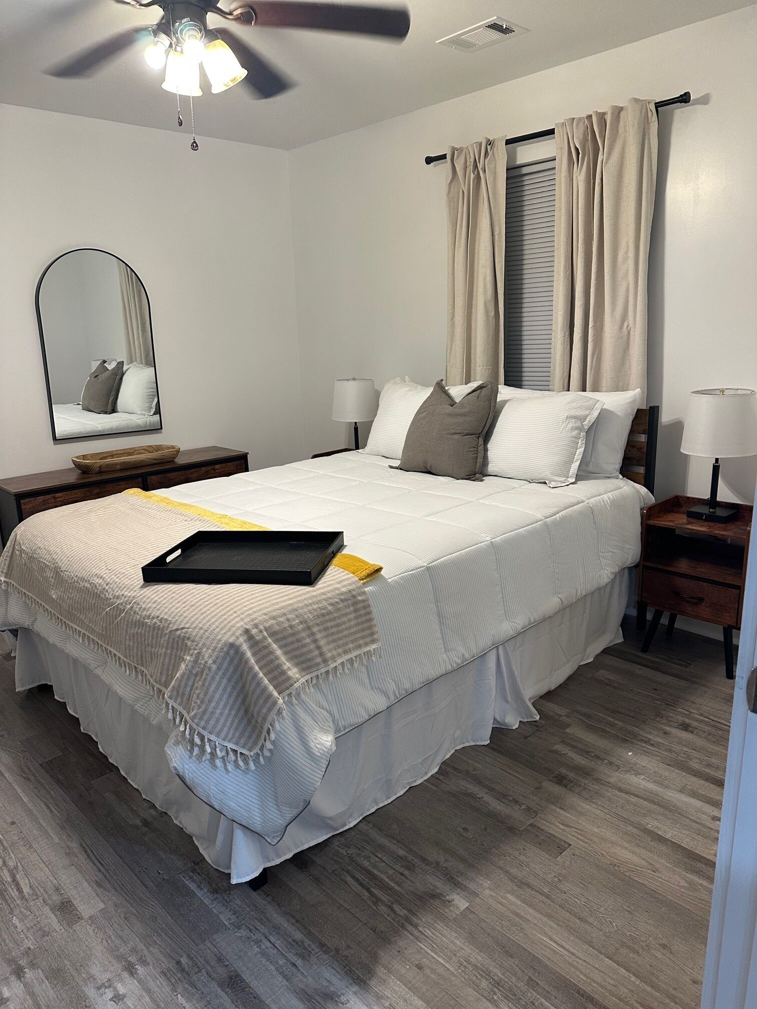 2 bedrooms, iron/ironing board, free WiFi, bed sheets