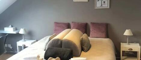 1 habitación, wifi gratis y ropa de cama