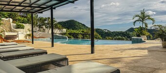 Panoramic Bay & Forest Views Pelican Eyes Studio WiFi, AC in San Juan Del Sur