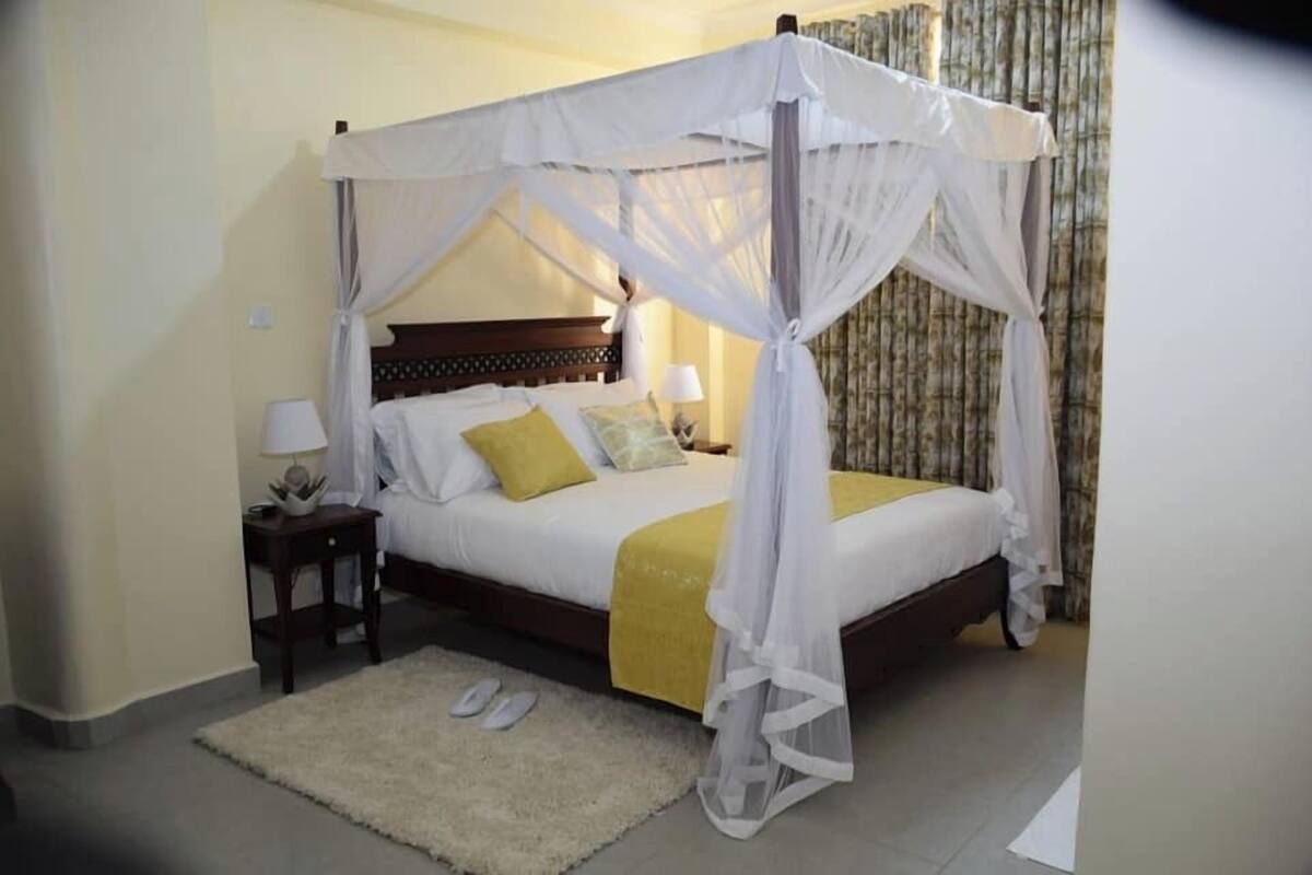 Executive Single Room, City View