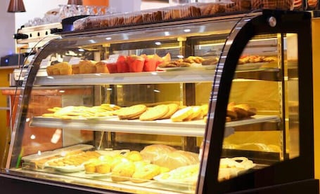 Free daily continental breakfast . Jadelica Hotel Bungoma