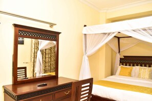 Deluxe Double Room, City View