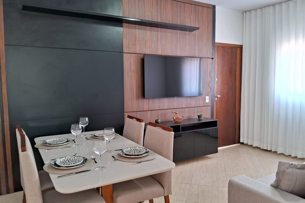 Basic Apartment | Dining