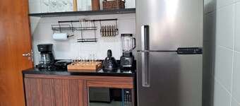 Apto Prédio Costa 1 c/ garagem no centro