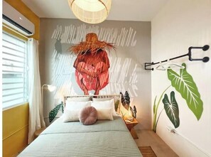 2 bedrooms, internet, bed sheets