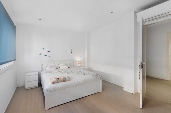 2 bedrooms, WiFi, bed sheets - Apartment 'Furadouro 30 Meters from the Beach' with Wi-Fi and Air Conditioning (Ovar)