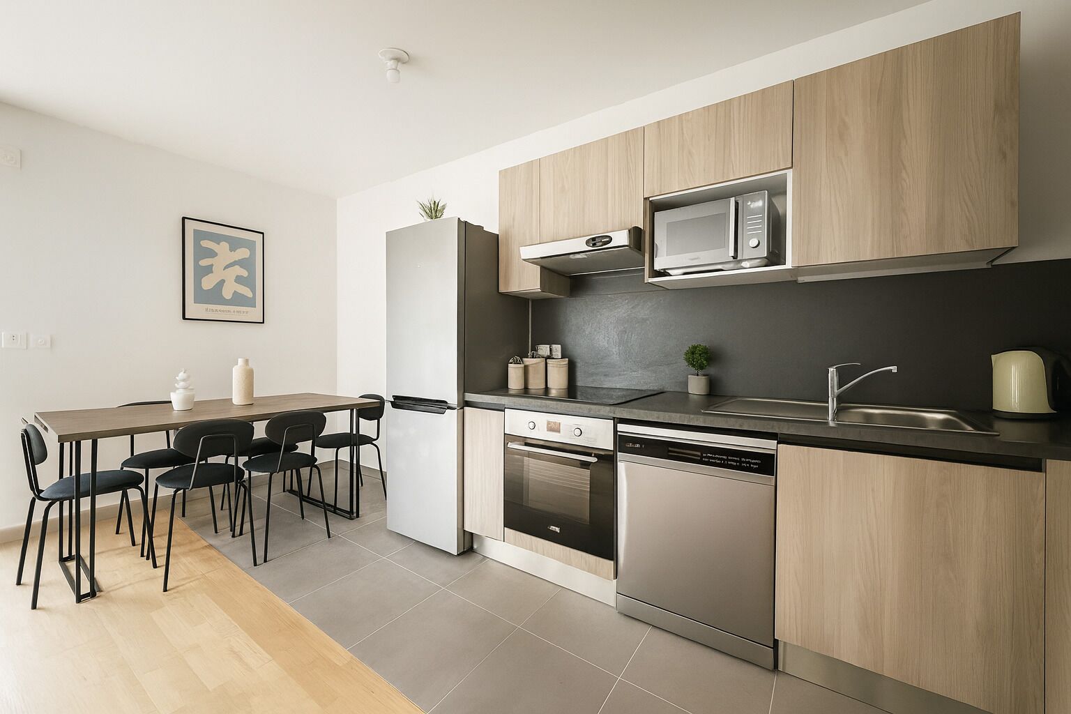 Apartment | Private kitchen | Fridge, microwave, oven, stovetop