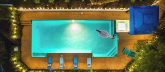 Pool, Big Yard, View, King Bed, Parking, 4BR - 2.5Bth