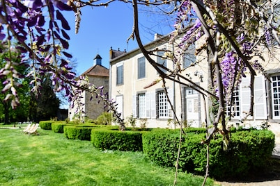 Le Grand Enclos - Charming family home in Auvergne