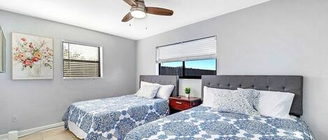 3 bedrooms, desk, iron/ironing board, travel cot