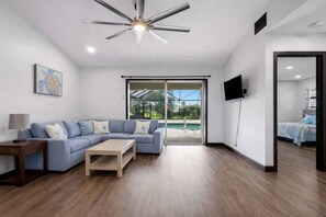 Interior - Spacious Golf Course Home with Pool Sleep 12 (Rotonda West)