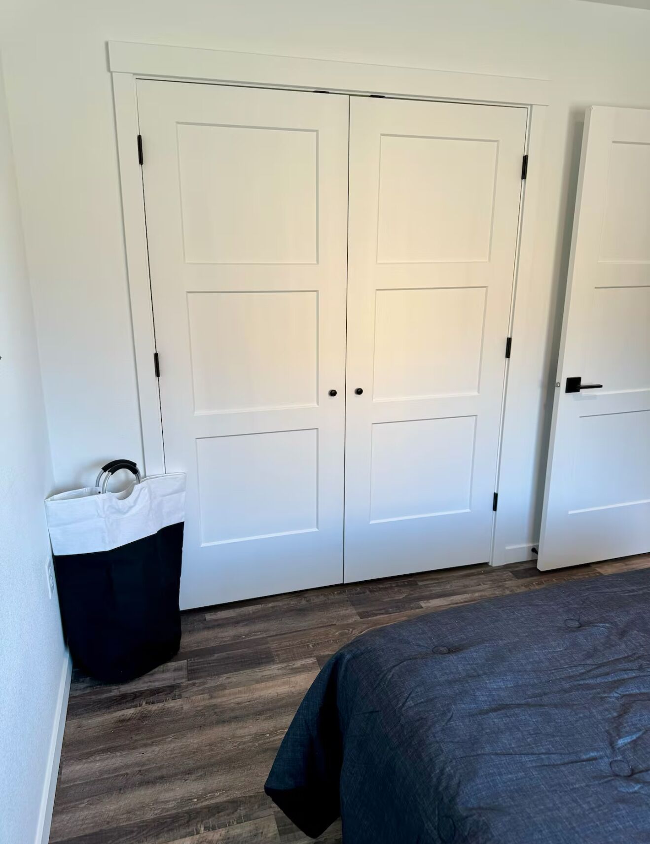 1 slaapkamer, een bureau, wifi, beddengoed