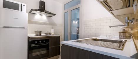 Fridge, microwave, dishwasher