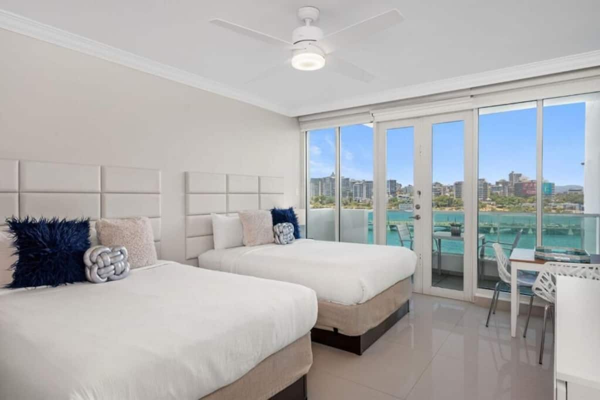 Classic Studio, Balcony, Lagoon View | Iron/ironing board, free WiFi
