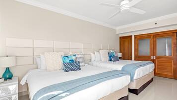 Comfort Studio, Balcony, Bay View | Iron/ironing board, free WiFi