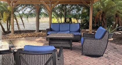 Waterfront, Pet Friendly, 2 Master BR Home in Charming Matlacha