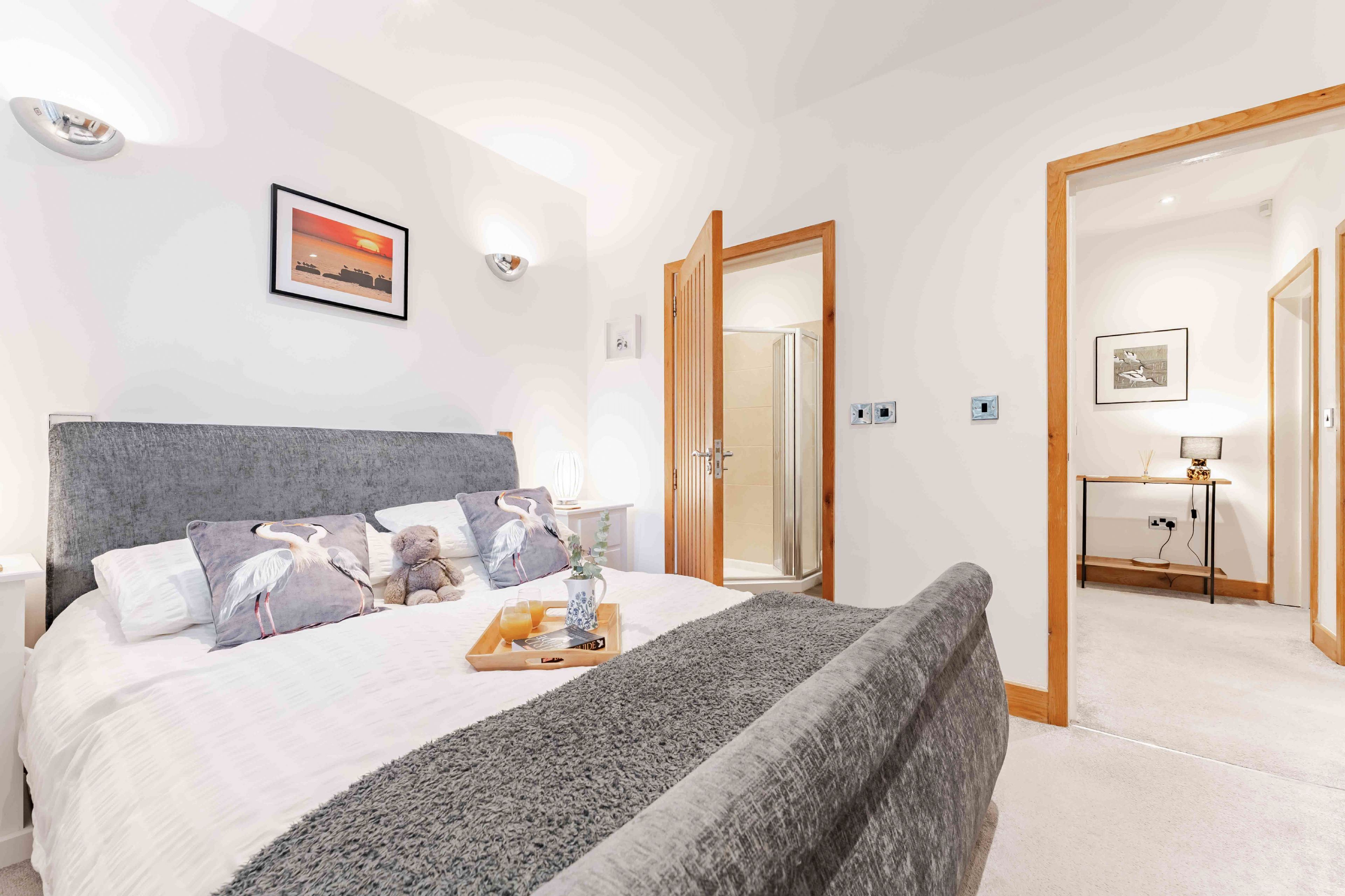 2 bedrooms