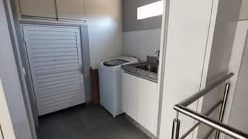 Basic Apartment | Interior