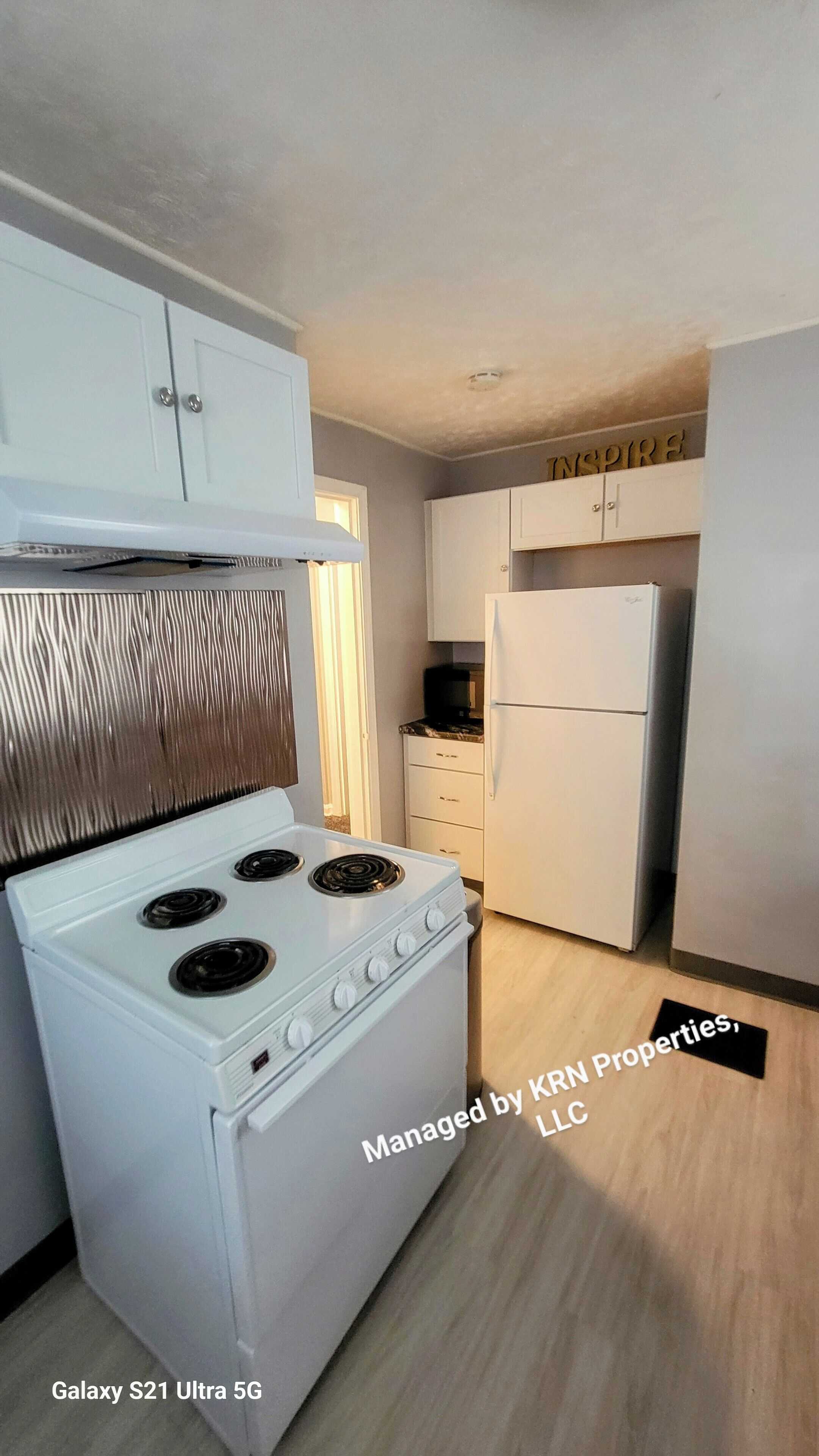 Micro-ondes, four, plaque de cuisson