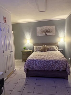 1 多间卧室、WiFi、床单