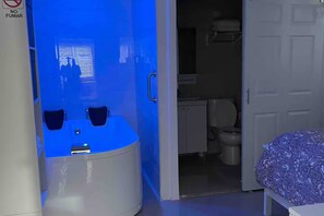 Shower, towels, soap, toilet paper