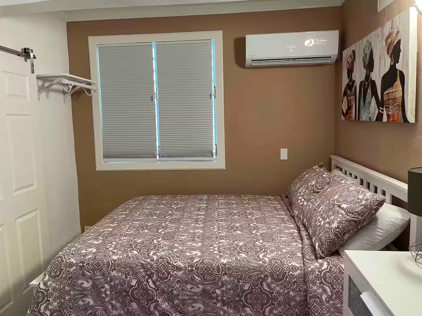 1 bedroom, WiFi, bed sheets