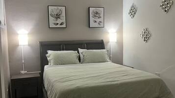 1 bedroom, iron/ironing board, WiFi, bed sheets