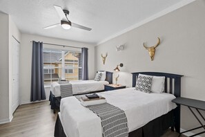 3 Schlafzimmer, Bügeleisen/Bügelbrett, Reisekinderbett, WLAN