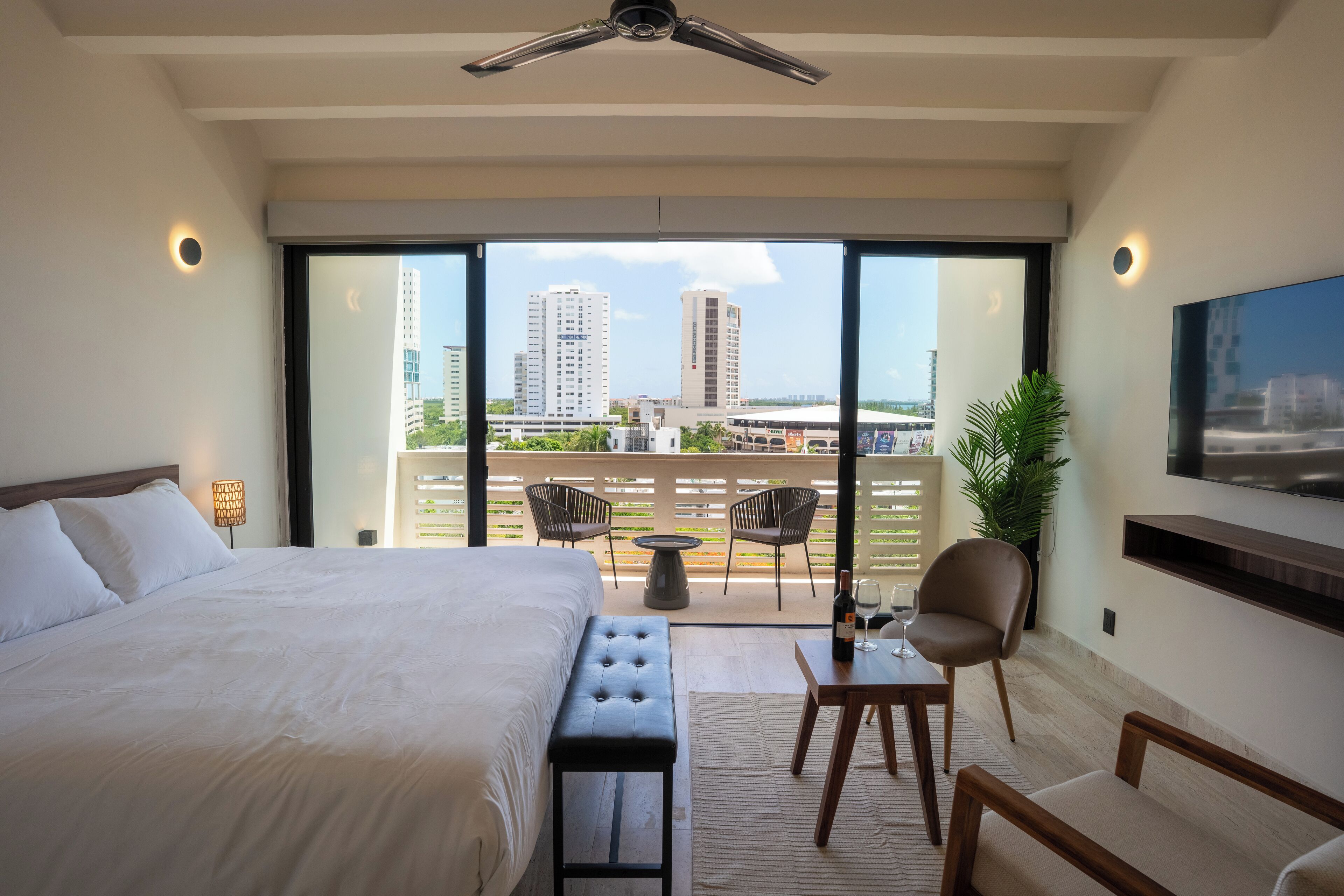 Business Studio Suite, Balcony, City View | In-room safe, blackout drapes, iron/ironing board, free WiFi