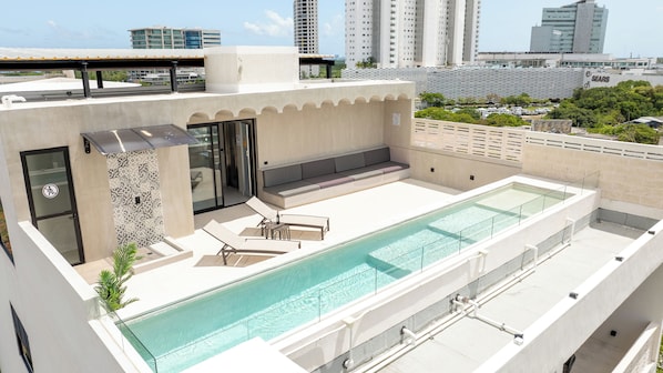 Piscine extérieure