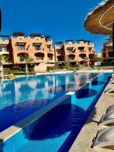 3-bedroom chalet in phenomenal South Sinai Governorate with AC