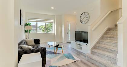 Beautiful entire 3 bedroom home.