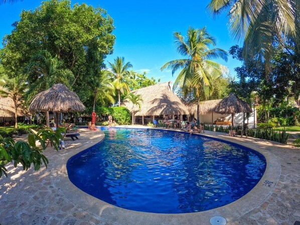 2 outdoor pools, open 7:00 AM to 9:00 PM, pool loungers - Dreamer Palomino (Palomino)