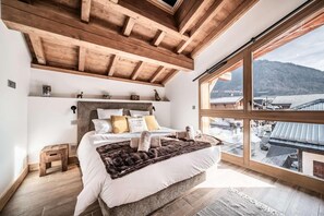 Room - 140m from ski lifts, 3rd floor, view mountain, terrace, fireplace or stove, tv, 105m², Morzine (Morzine)