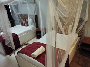 Deluxe-Zweibettzimmer | Kostenloses WLAN, Bettwäsche