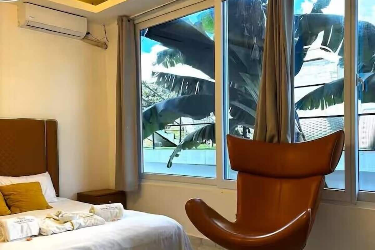 Standard Studio, 1 Queen Bed