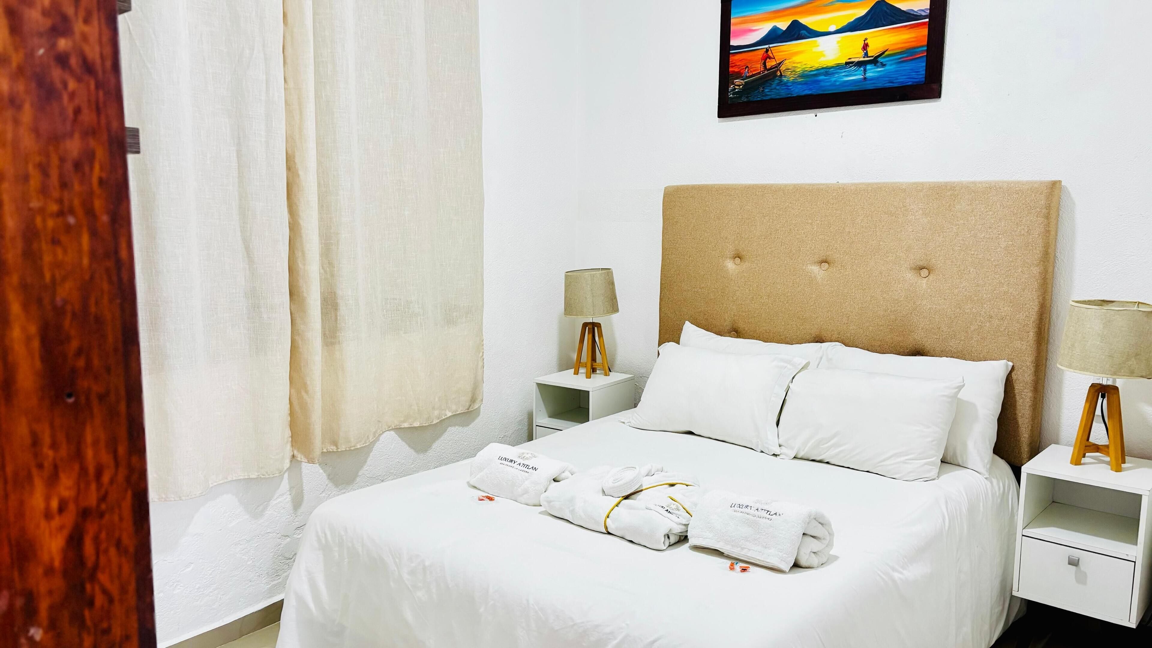 Suite, 2 Bedrooms, Lake View