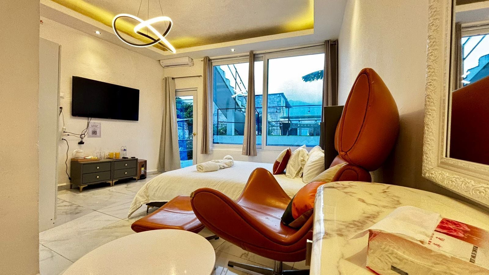 Standard Studio, 1 Queen Bed