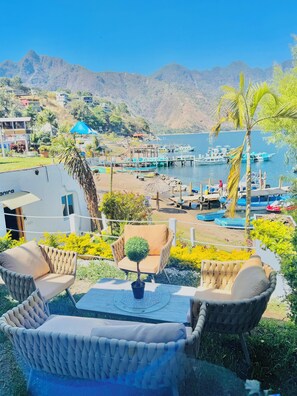 TIBERIAS by Luxury Atitlan Apartments | Vista desde la habitación