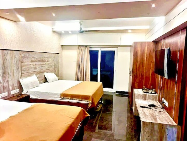 Family Twin Room, Beach View | Desk, free WiFi - Hotel City Plaza (Puri)