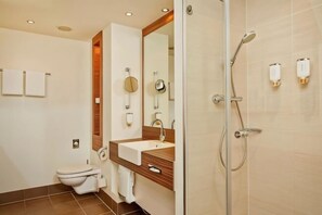 Room - H+ Hotel Lübeck (Lubeck)