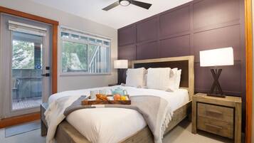 Desk, iron/ironing board, WiFi, bed sheets