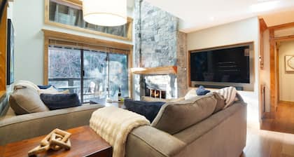 Large 3BR Chalet Style Townhome with Free Parking!